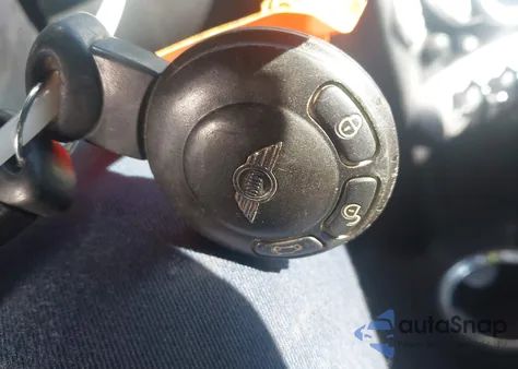 2010 Mini Cooper S from USA, damaged, VIN WMWMS3C51ATY08875